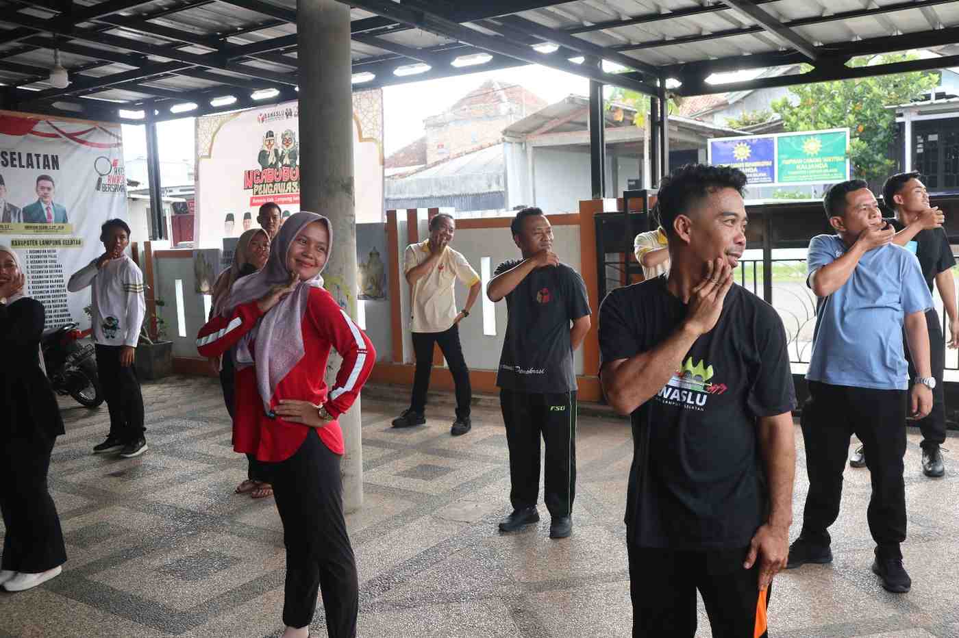 Jajaran Bawaslu Kabupaten Lampung Selatan laksanakan Senam Bersama 