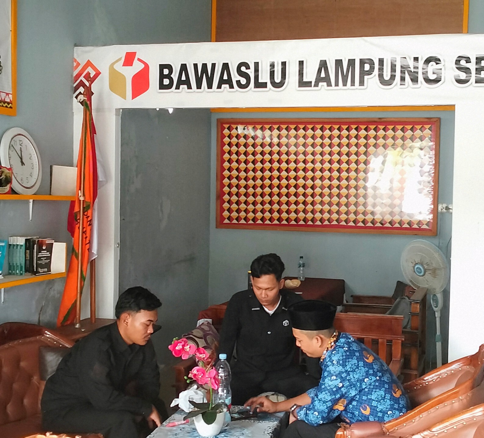 Aktifitas Pengelolaan Media dan informasi Bawaslu Lamsel